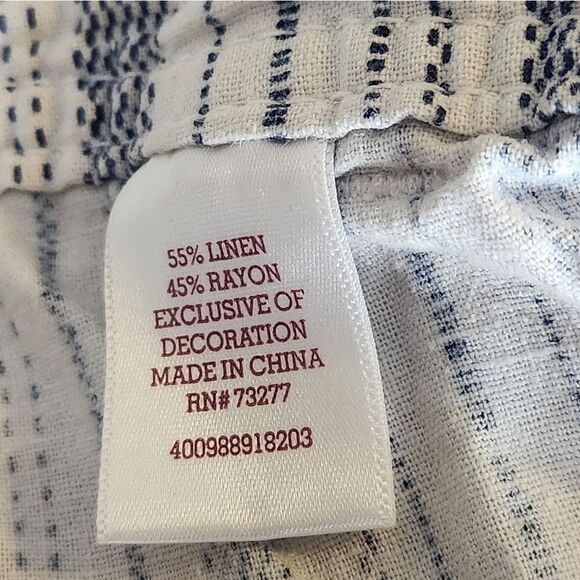 SO L White Blue Striped 4 Pockets BeltLoops LINEN Blend Women’s Shorts - Picture 6 of 9